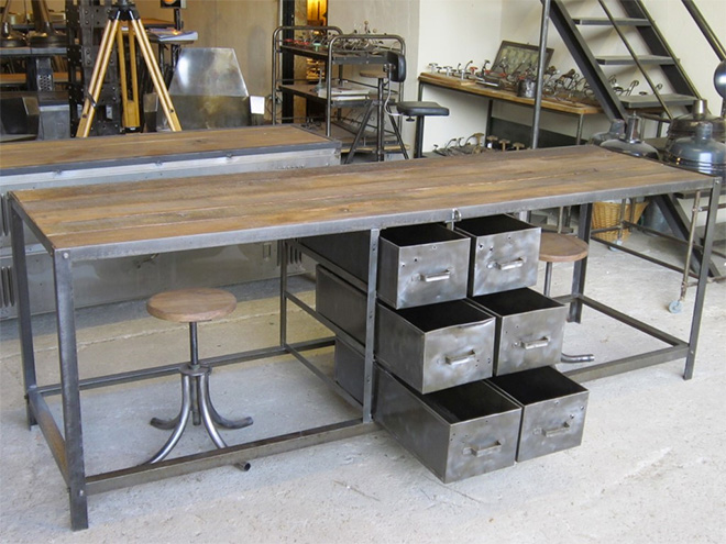 Etabli d'atelier en acier avec plateau de bois - Crédit : geonancydesign.fr